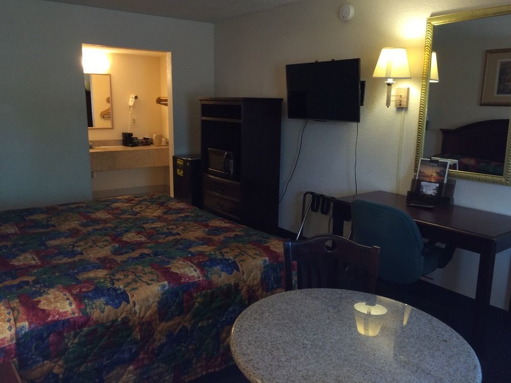 Executive Garden Titusville Hotel Εξωτερικό φωτογραφία