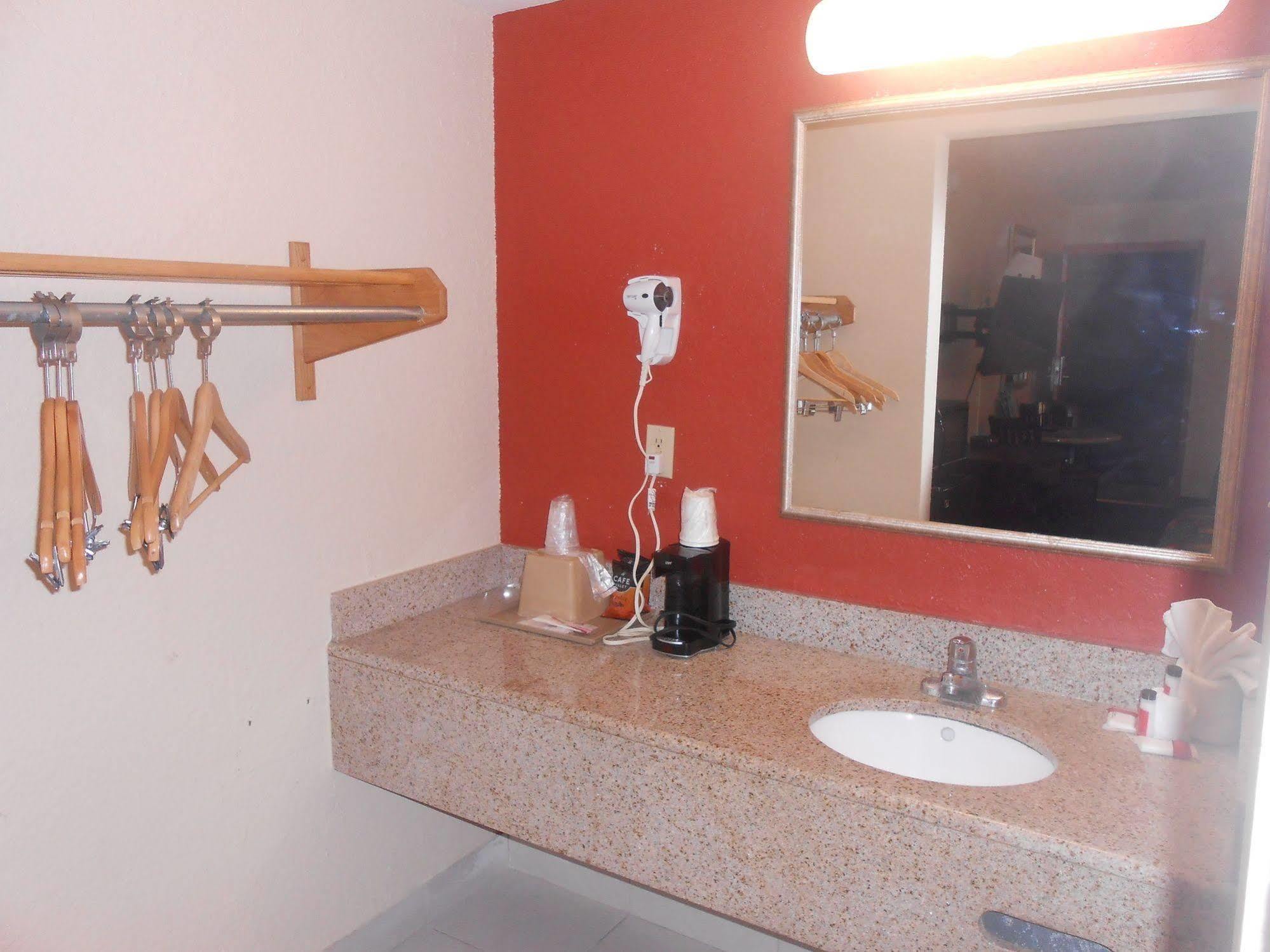 Executive Garden Titusville Hotel Εξωτερικό φωτογραφία