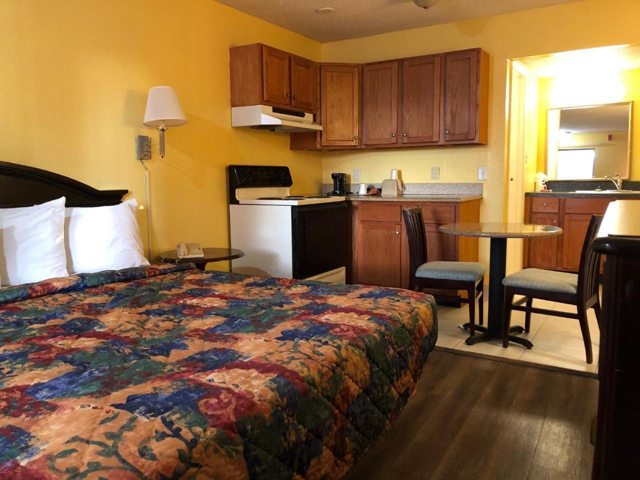 Executive Garden Titusville Hotel Εξωτερικό φωτογραφία